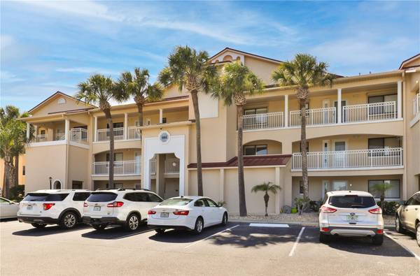 444 BOUCHELLE DR #202, New Smyrna Beach, FL 32169