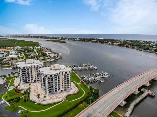 New Smyrna Beach, FL 32169,501 N CAUSEWAY #405