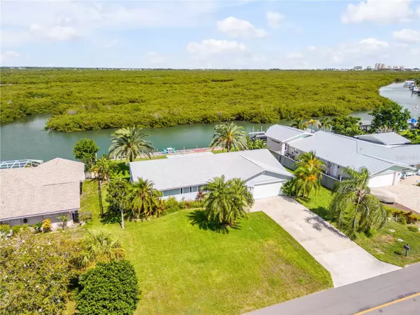 210 QUAY ASSISI, New Smyrna Beach, FL 32169