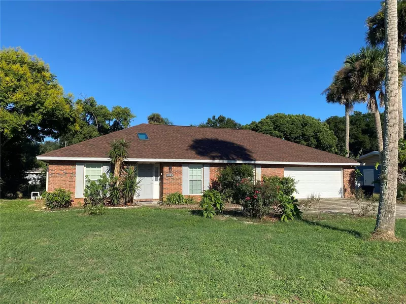 1605 LIVE OAK ST, New Smyrna Beach, FL 32168