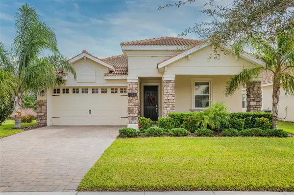 1127 BLACKWOLF RUN RD, Davenport, FL 33896