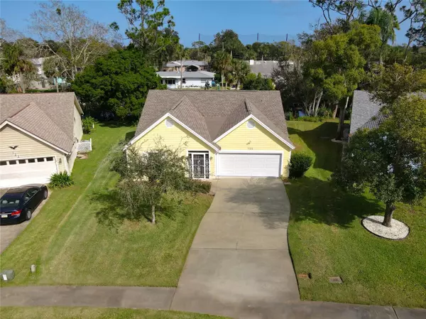 New Smyrna Beach, FL 32168,720 PINE SHORES CIR