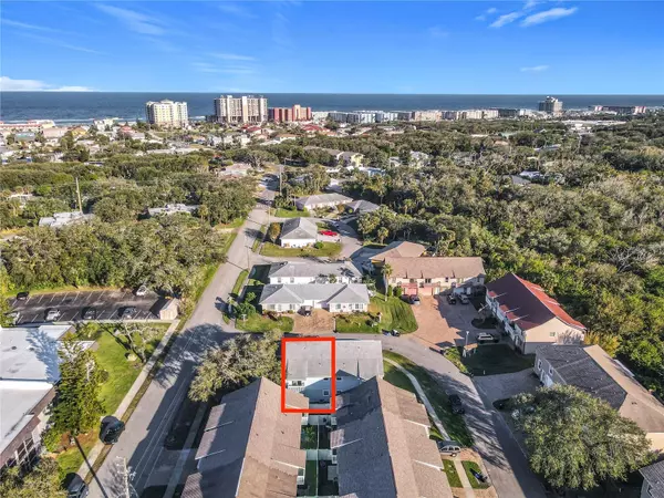 742 LAUREL BAY CIR, New Smyrna Beach, FL 32169