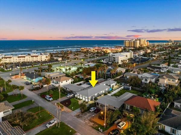 833 E 26TH AVE, New Smyrna Beach, FL 32169