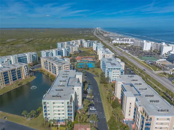 New Smyrna Beach, FL 32169,5300 S ATLANTIC AVE #15-401