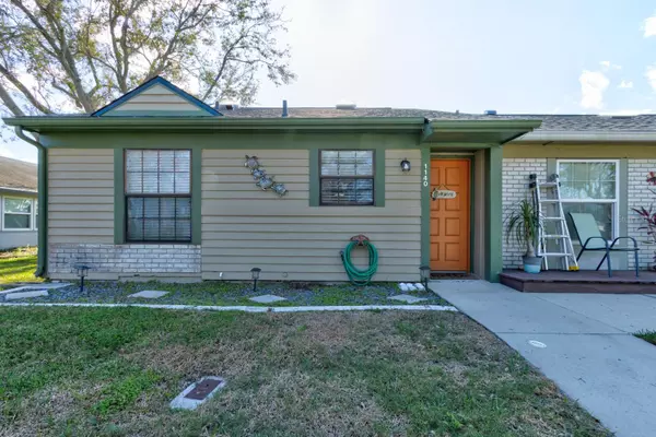 New Smyrna Beach, FL 32168,1140 FAIRVILLA DR