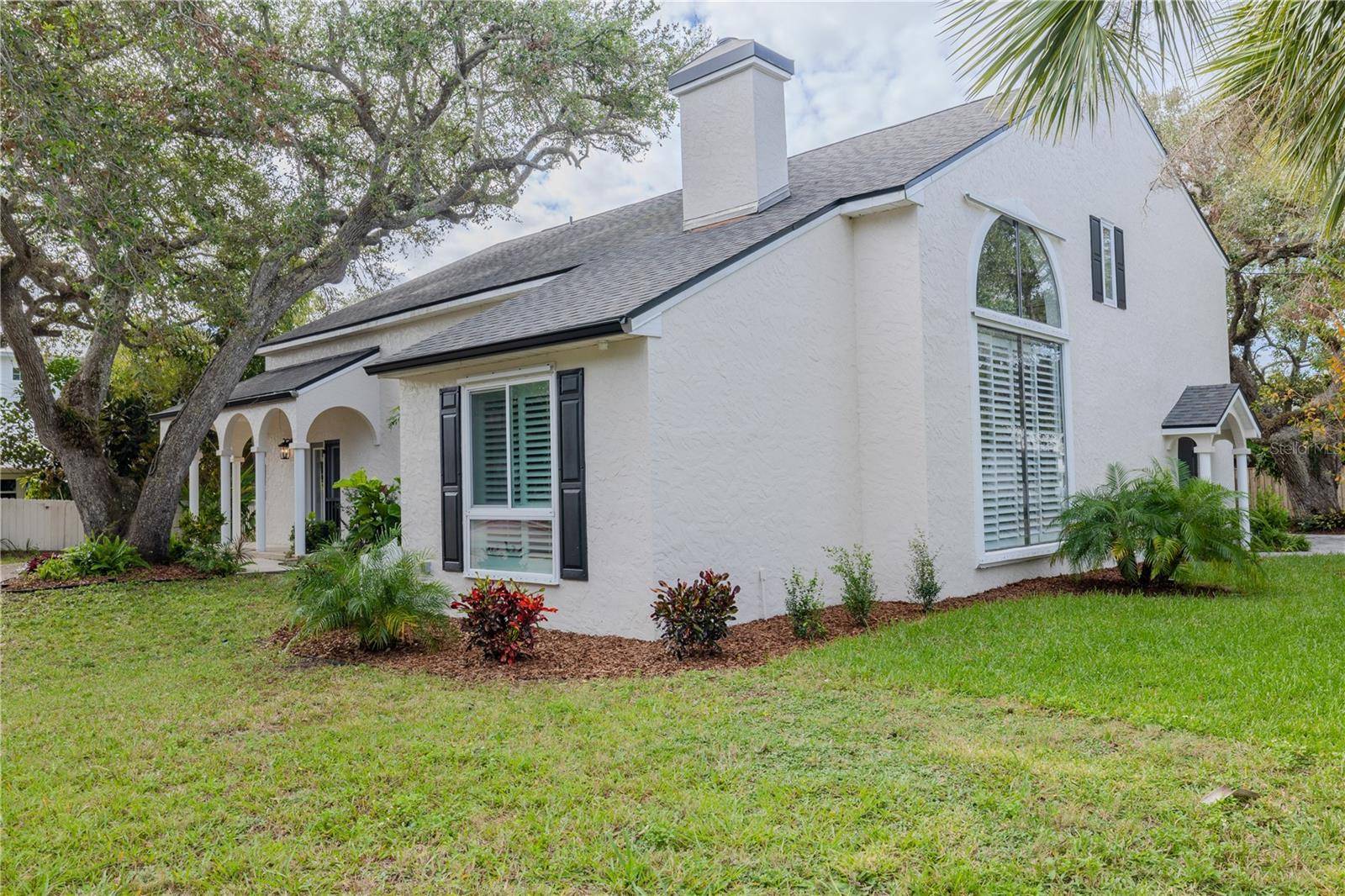 New Smyrna Beach, FL 32169,111 ESTHER ST