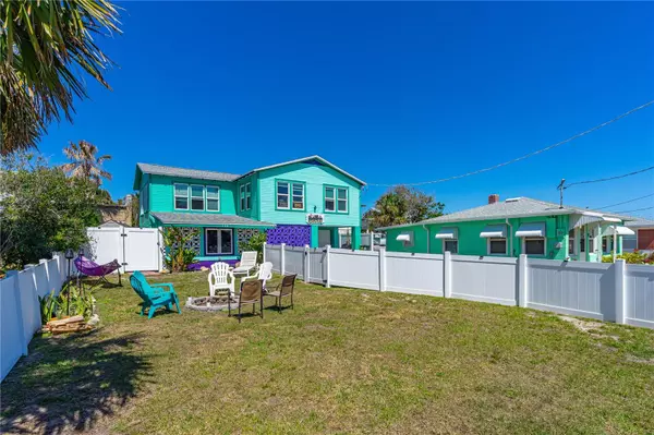 Daytona Beach, FL 32118,519 MOBILE AVE