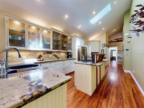 New Smyrna Beach, FL 32168,536 FAULKNER ST