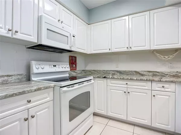 New Smyrna Beach, FL 32169,5300 S ATLANTIC AVE #9-403