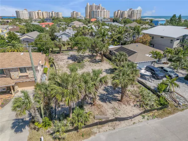 New Smyrna Beach, FL 32169,204 DUNE CIR