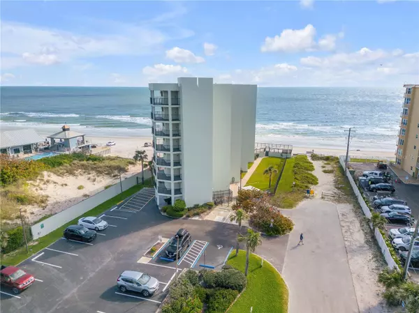 New Smyrna Beach, FL 32169,3405 S ATLANTIC AVE #204