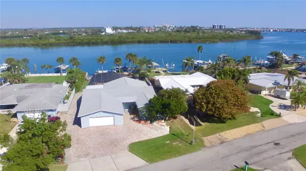 34 RICHMOND DR, New Smyrna Beach, FL 32169