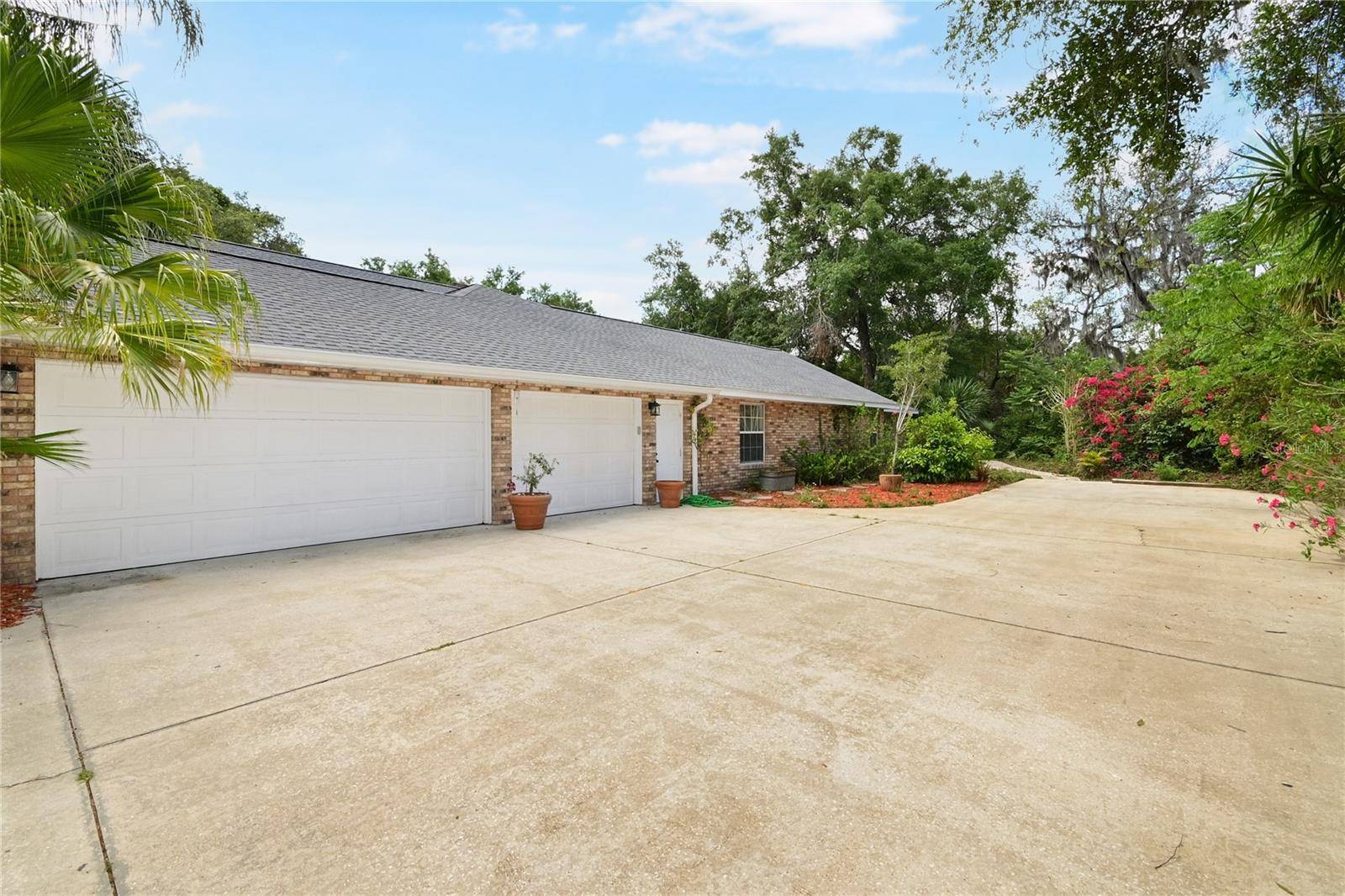 Port Orange, FL 32127,682 FERNCLIFF DR