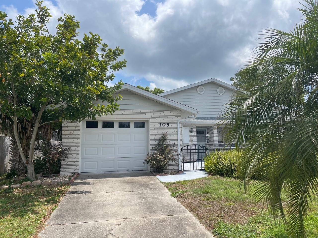 305 PARADISE LN, Edgewater, FL 32132