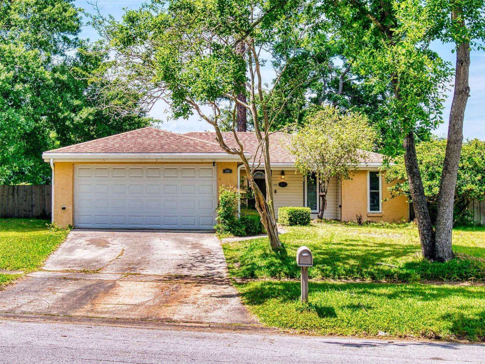 Jacksonville, FL 32223,3331 LAUREL GRV S
