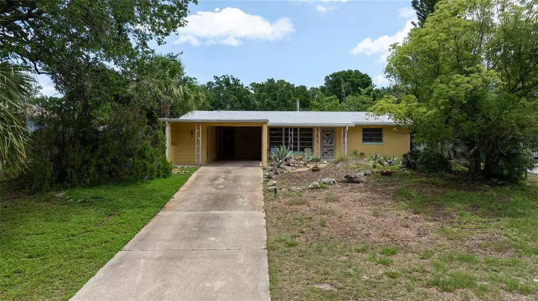 2107 SAXON DR, New Smyrna Beach, FL 32169