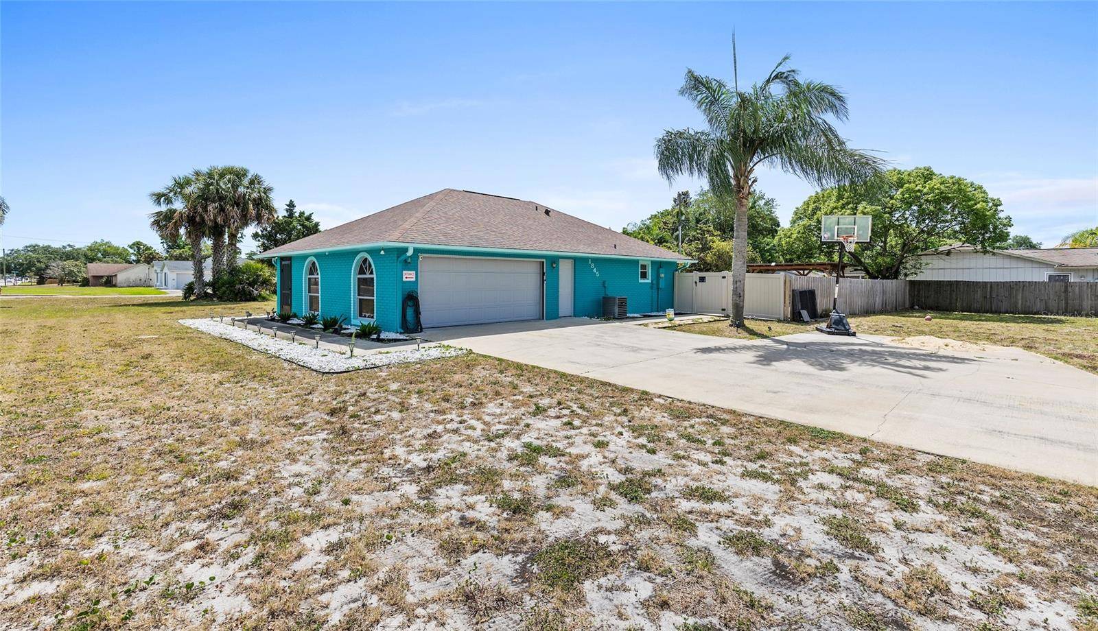 Edgewater, FL 32141,1845 WILLOW OAK DR