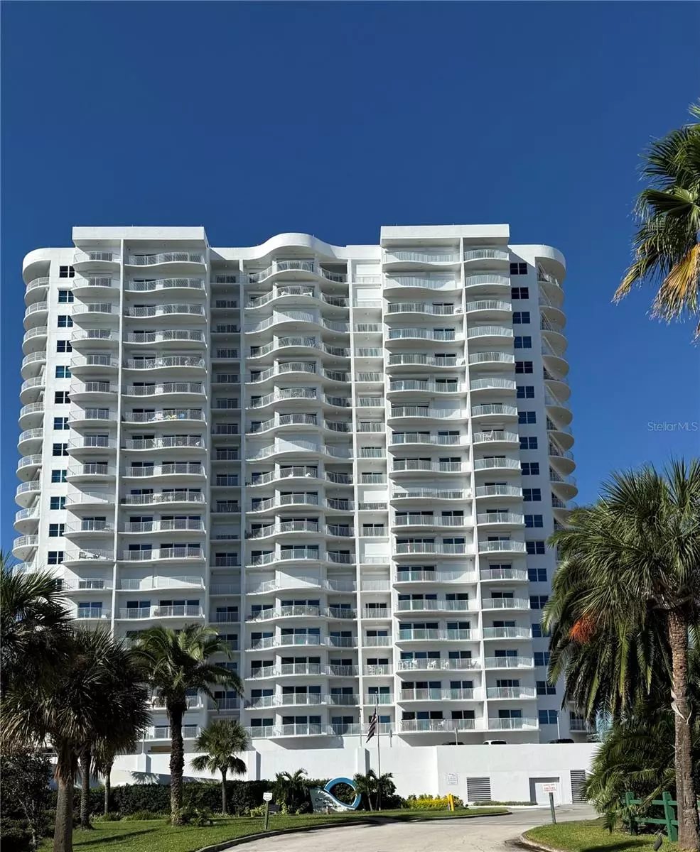 Daytona Beach, FL 32118,2 OCEANS WEST BLVD #702