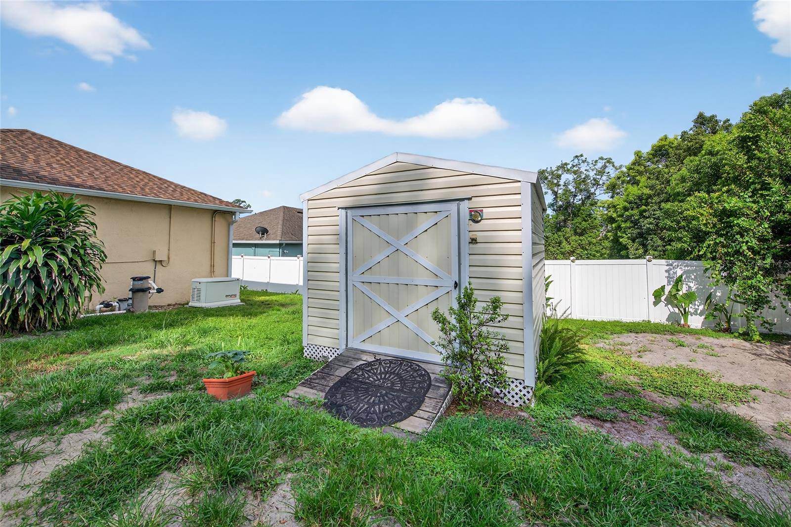 Deland, FL 32724,505 SANDALE CT