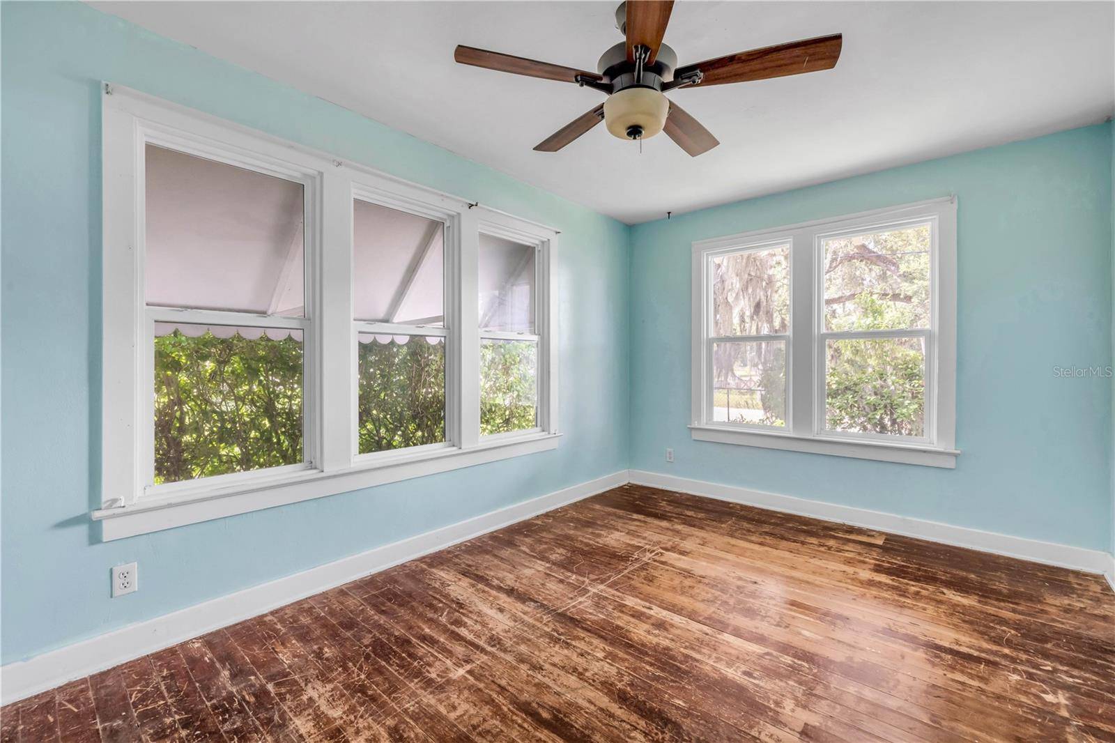 Oak Hill, FL 32759,102 N BROOKS CIR