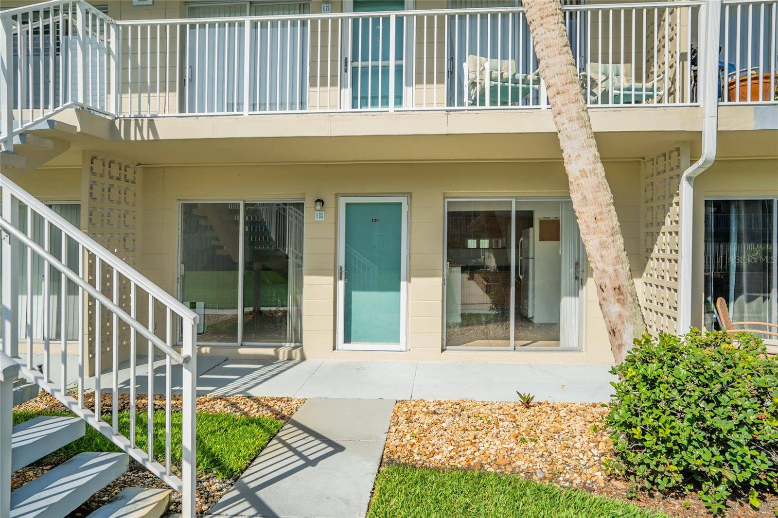 New Smyrna Beach, FL 32169,335 N CAUSEWAY #E3