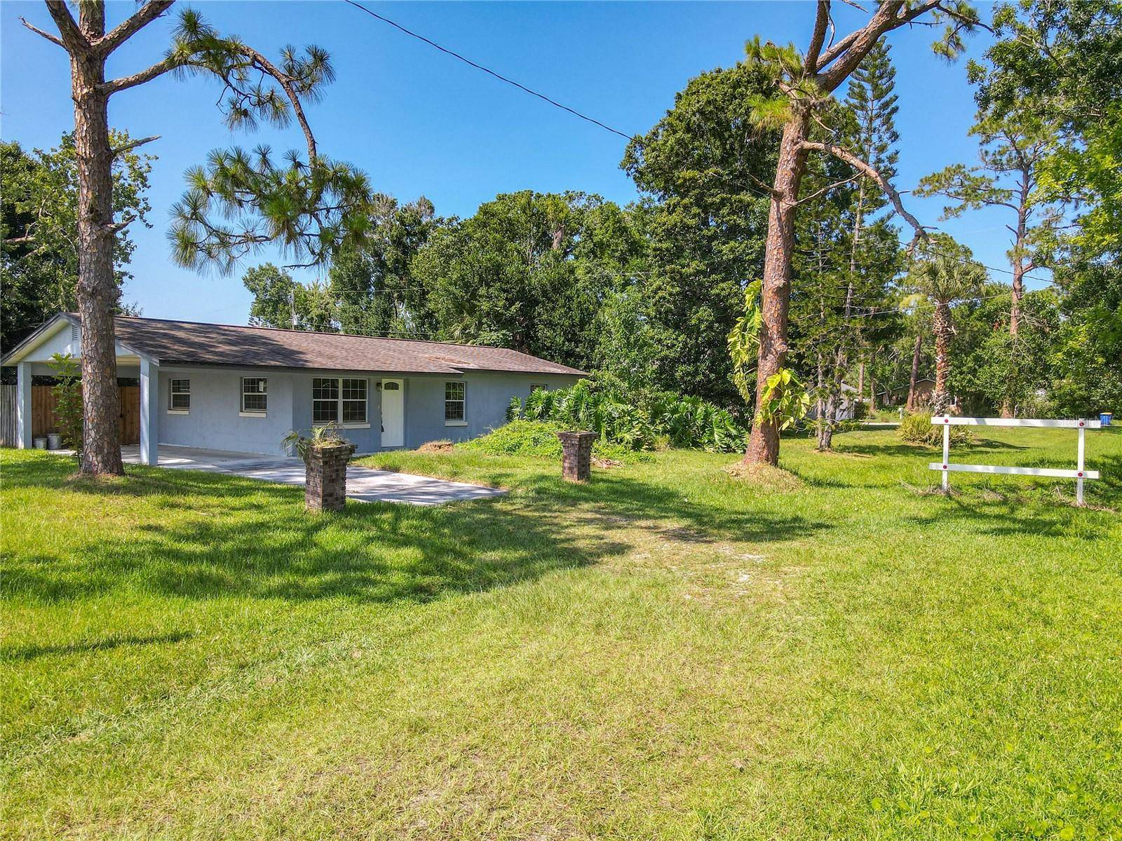 Edgewater, FL 32141,3045 PINE TREE DR