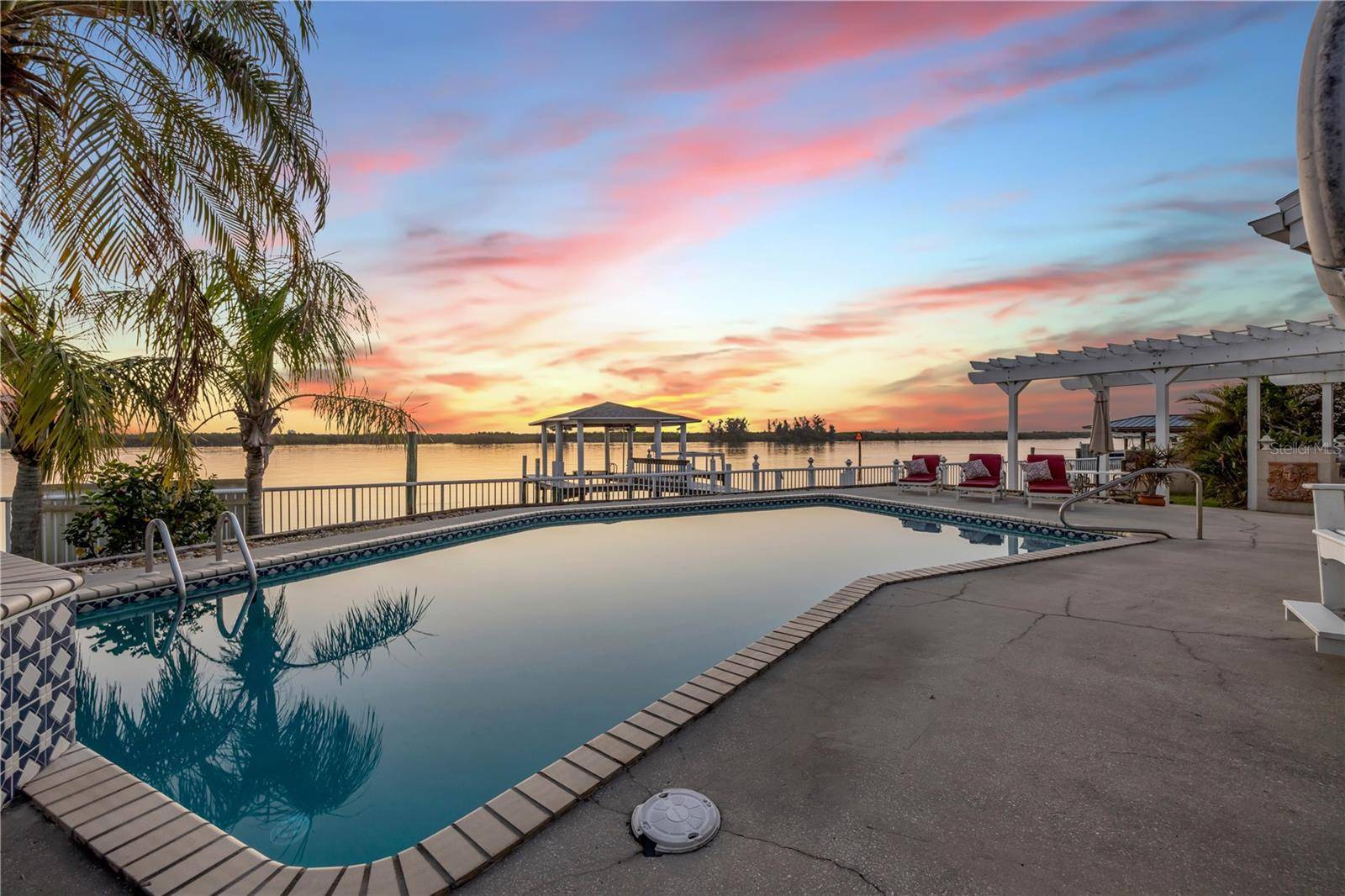New Smyrna Beach, FL 32168,1219 COMMODORE DR