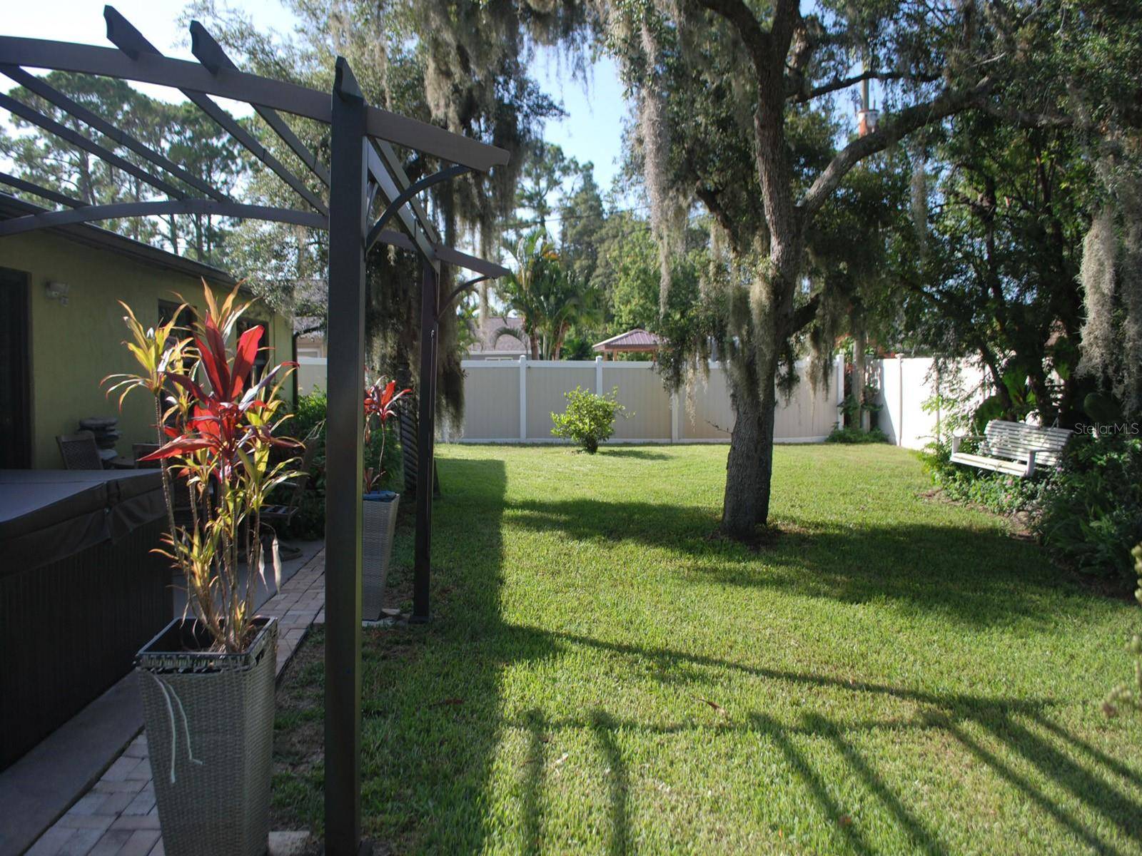Edgewater, FL 32141,2813 SABAL PALM DR