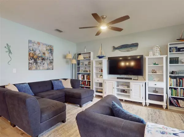 New Smyrna Beach, FL 32168,2731 STAR CORAL LN