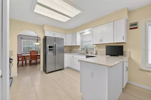 Daytona Beach, FL 32119,144 GREBE CT