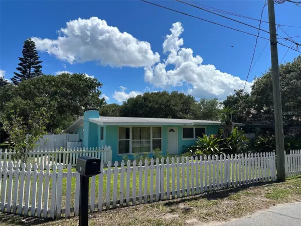 603 OAKWOOD AVE, New Smyrna Beach, FL 32169