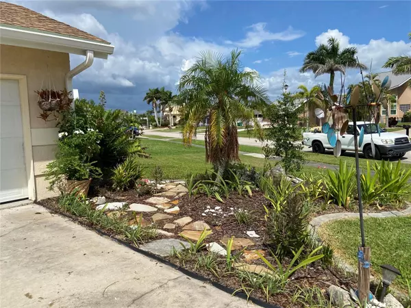 Port Charlotte, FL 33952,262 FRY TER SE