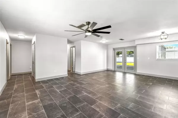 New Smyrna Beach, FL 32168,714 JANE AVE