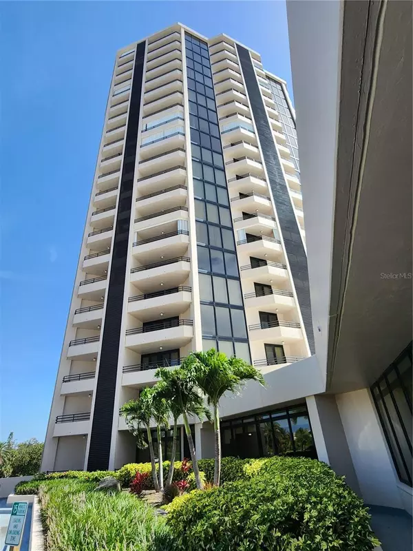 Daytona Beach, FL 32118,1 OCEANS WEST BLVD #2B1