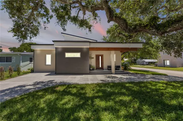 New Smyrna Beach, FL 32169,3211 SAXON DR