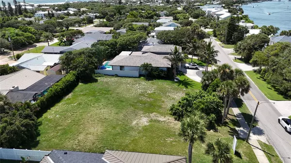 1315 N PENINSULA AVE, New Smyrna Beach, FL 32169