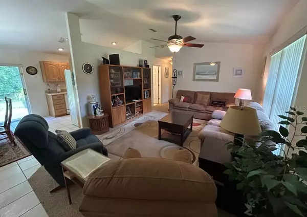 New Smyrna Beach, FL 32168,614 LOUELLA ST