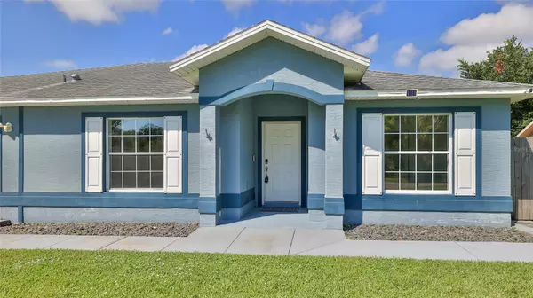 Edgewater, FL 32141,2520 PINE TREE DR