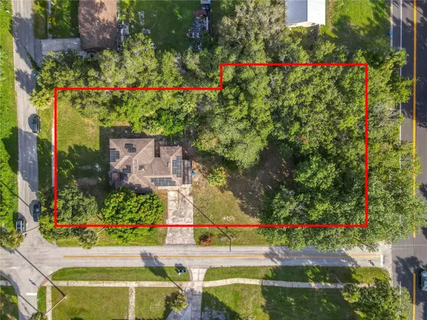 301 DESOTO AVE, De Leon Springs, FL 32130