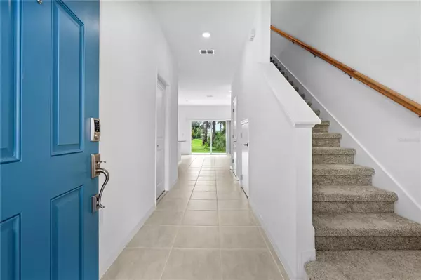 Edgewater, FL 32141,183 RIVER FRONT WAY
