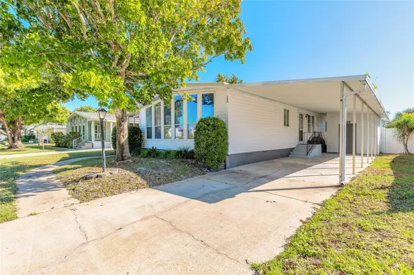 Port Orange, FL 32129,760 ROLLING HILLS DR