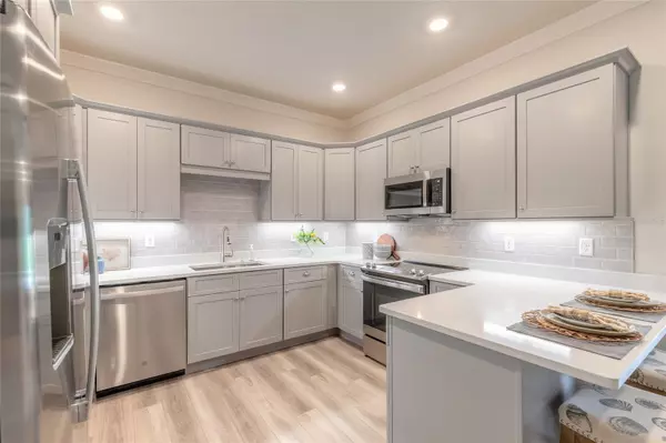 New Smyrna Beach, FL 32168,3056 ISLES WAY