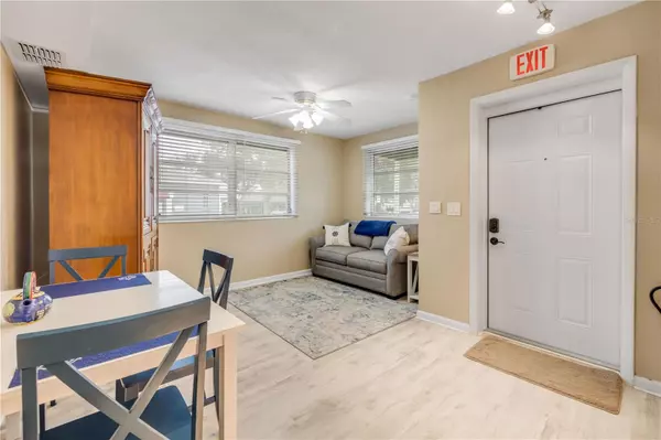 New Smyrna Beach, FL 32168,106 LIVE OAK ST