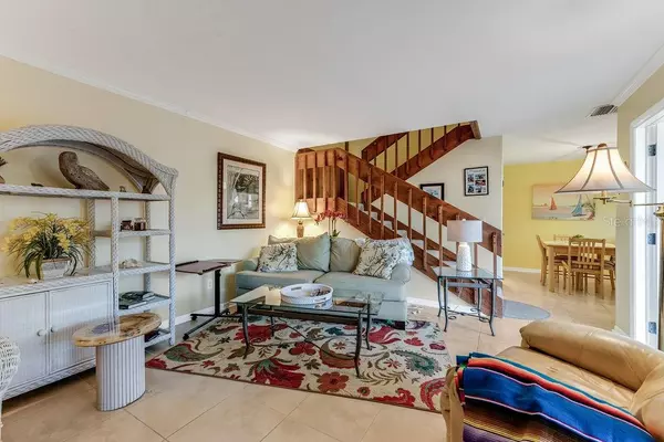 New Smyrna Beach, FL 32169,113 CEDAR DUNES DR