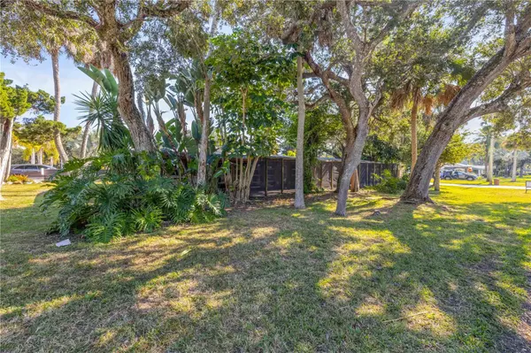 New Smyrna Beach, FL 32169,601 S PINE ST