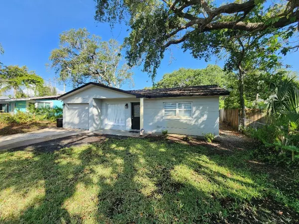 New Smyrna Beach, FL 32169,798 E 11TH AVE