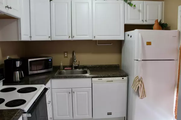 Daytona Beach, FL 32114,715 S BEACH ST #306D