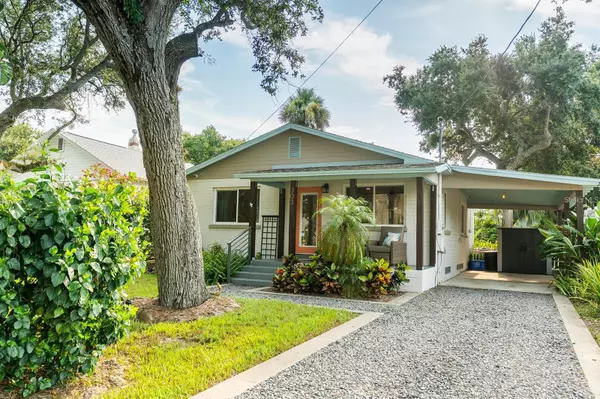303 S PINE ST, New Smyrna Beach, FL 32169