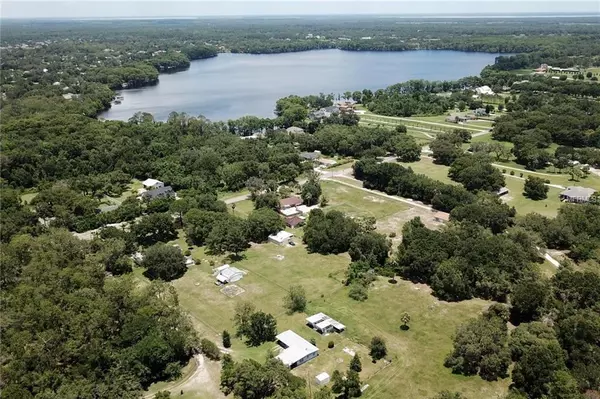 1855 FLYING HAWK CV, Chuluota, FL 32766